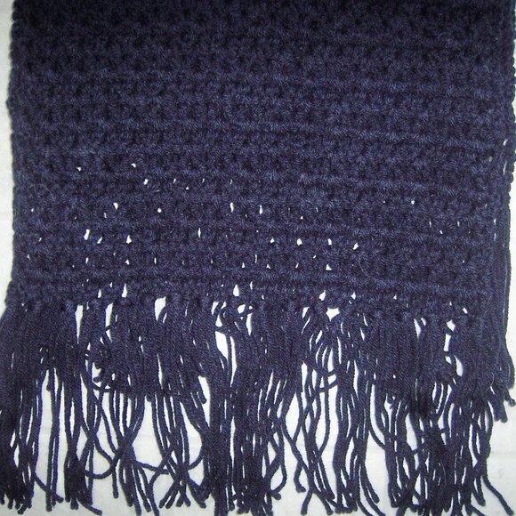 Handmade Navy Blue Knit Scarf with Fringe NWOT - Picture 2 of 2